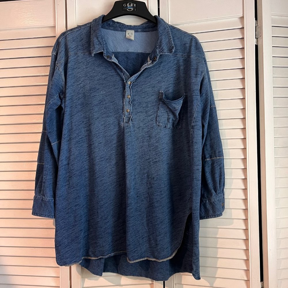 WE THE FREE PEOPLE Blue Chambray Knit Top Popover Shirt Tunic Size M